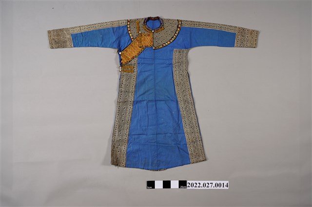 魯凱族卍字藍色女子長衣 (共3張)