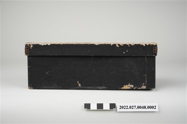 泰雅族紋面男性人像紙盒 (共9張)