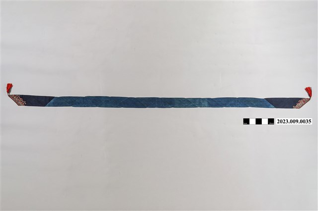 藏青底平埔族腰帶 (共3張)