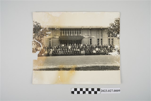 1968年表揚特優村里長暨村里業務座談會團體合照黑白照片 (共2張)