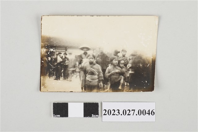 徐家文物人物群體黑白照片 (共2張)