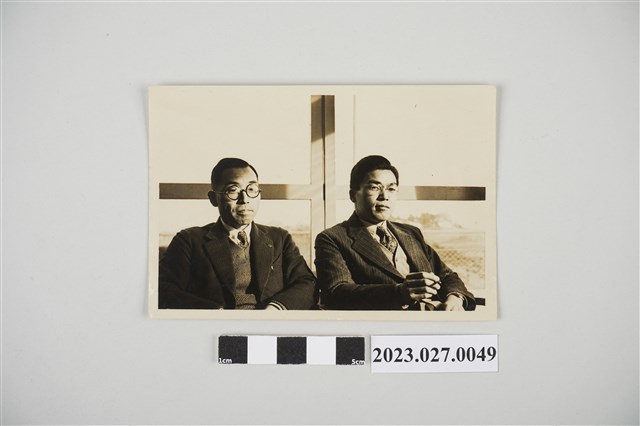 徐家文物人物合照黑白照片 (共2張)