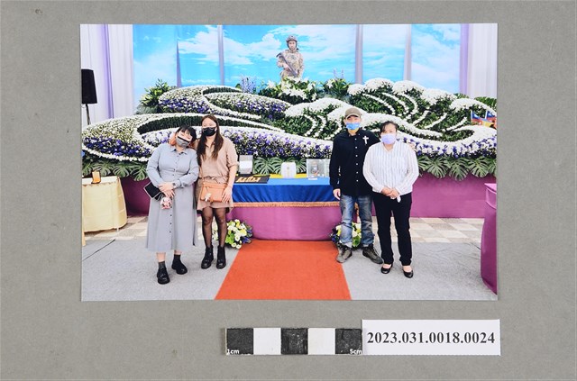 曾聖光追思告別回憶錄相片24 (共2張)