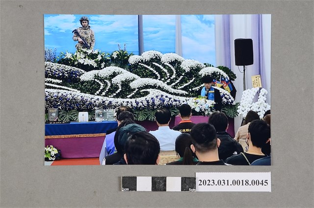 曾聖光追思告別回憶錄相片45 (共2張)