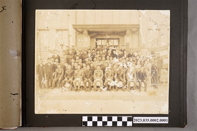 多人合照 (共1張)