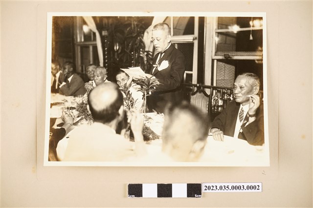 昭和7年9月2日拓務次官何田烈氏於博覽會招待會上代宣讀拓務大臣祝賀詞 (共2張)