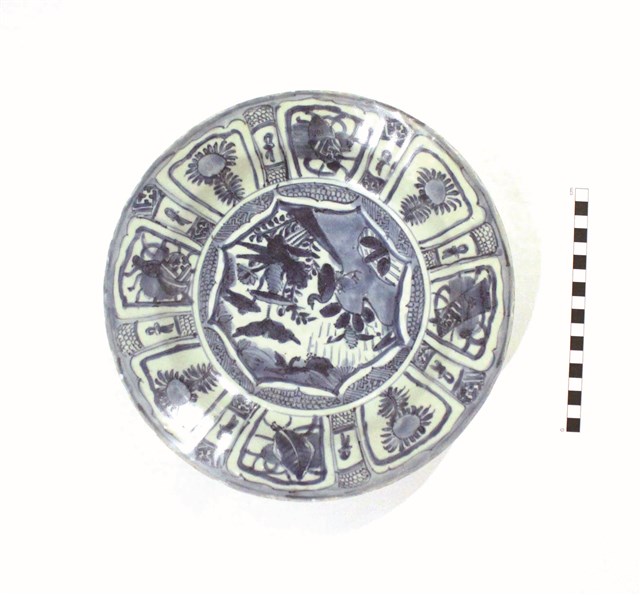 青花錦地開光水禽紋盤 (共8張)