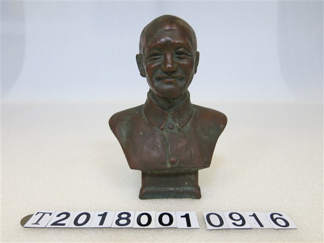 蔣中正半身雕像 (共1張)