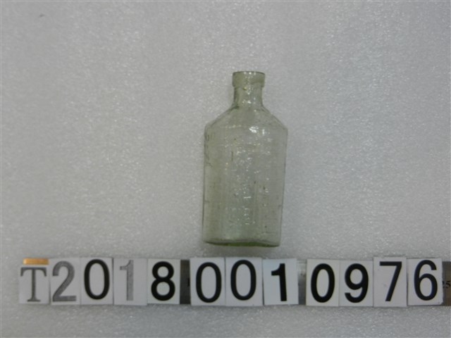 牛挑灣濟生醫院藥罐 (共1張)