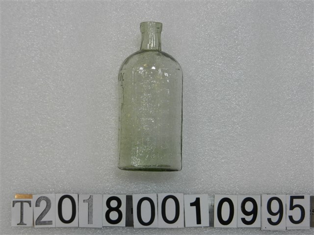 嘉義醫院玻璃藥瓶 (共1張)