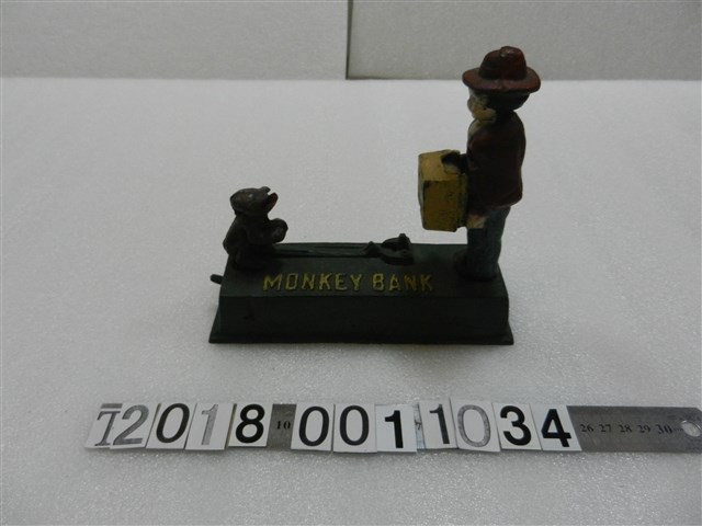 猴子與人造型存錢筒 (共1張)