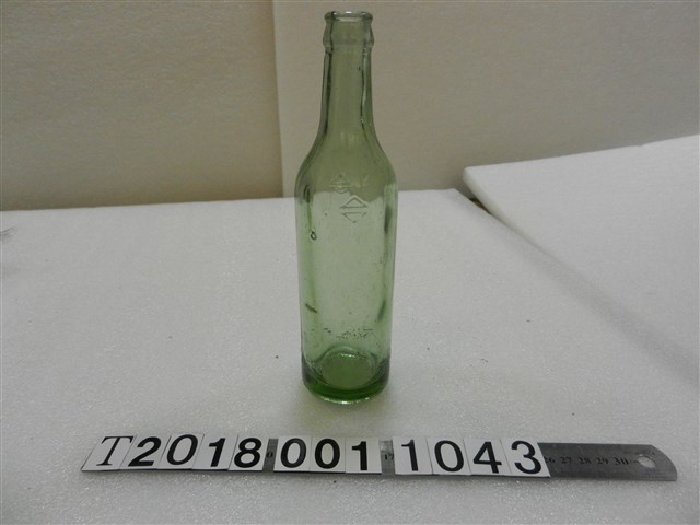 臺灣清涼飲料水統製組合飲料瓶 (共1張)