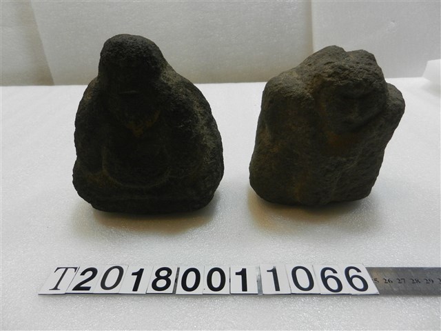 平埔土地婆石雕像一對 (共1張)
