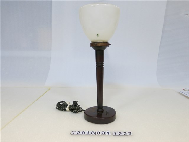 總督府檯燈 (共1張)