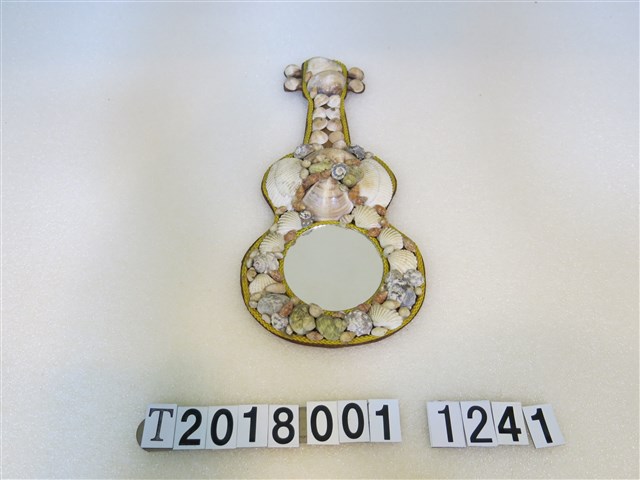 貝殼吉他造型鏡子 (共1張)