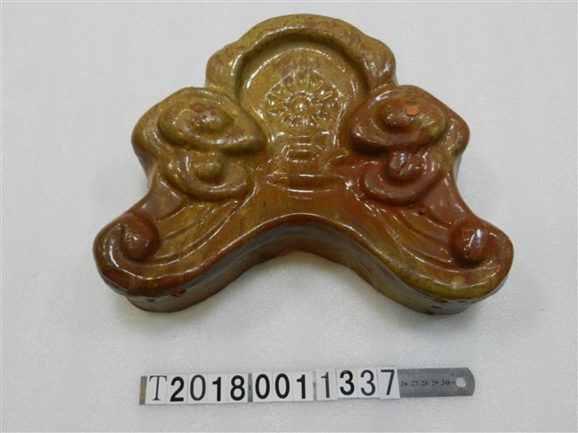 黨徽屋簷 (共1張)