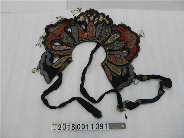 多彩雲肩 (共1張)