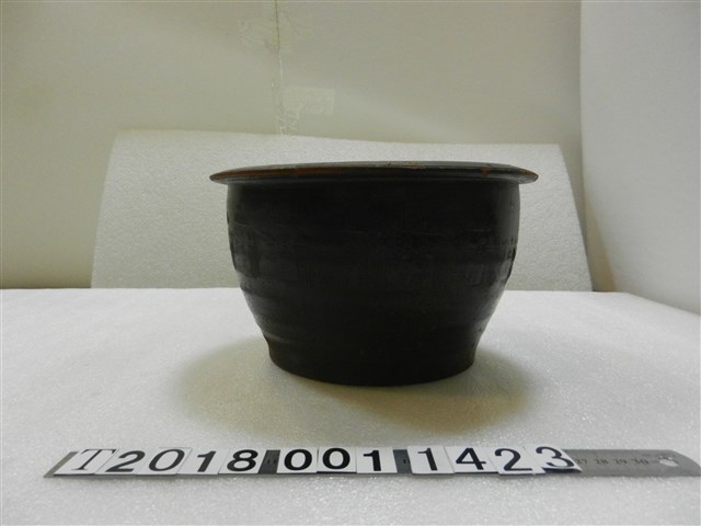 協利大甲東角缽 (共1張)