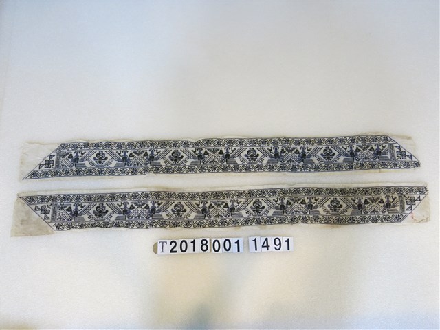 白底織花布(2) (共1張)