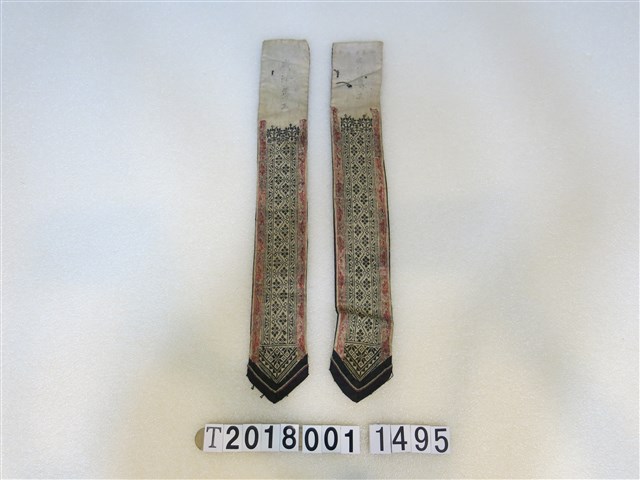 白底紅邊織花布帶(1) (共2張)