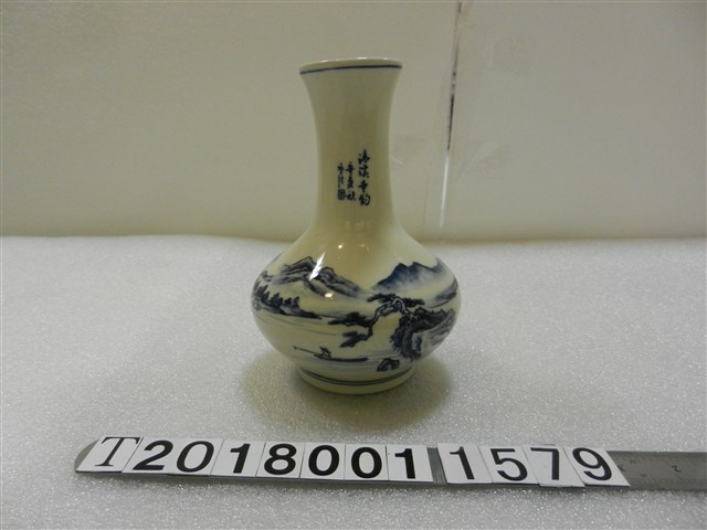 中華陶瓷江上垂釣圖樣長頸花瓶 (共1張)