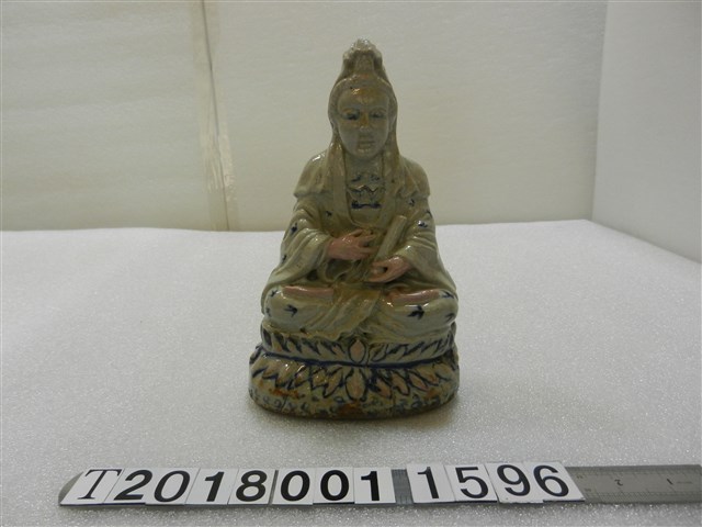 陶瓷蓮座觀音神像 (共1張)