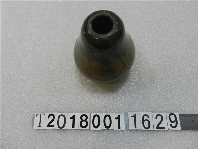 臺灣南投燒梨形陶瓷花瓶 (共1張)