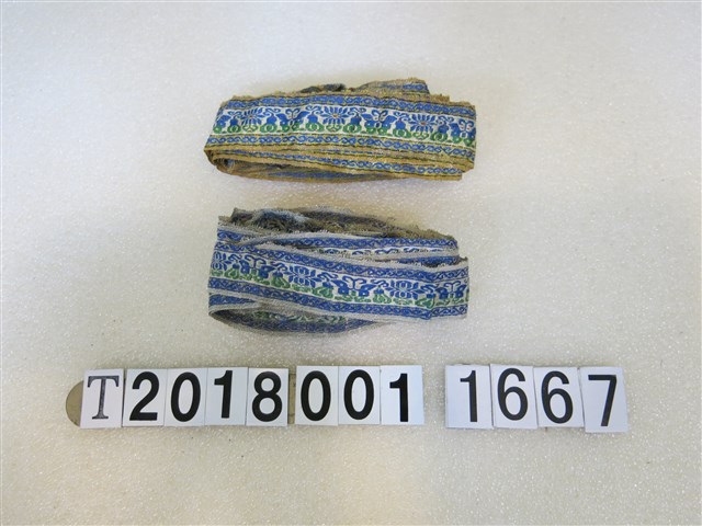 花與蝴蝶紋飾藍色絲帶 (共1張)