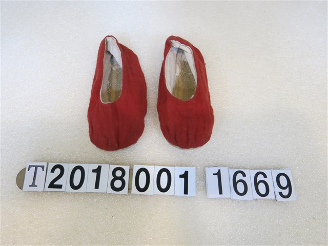 紅色平底童鞋組 (共1張)