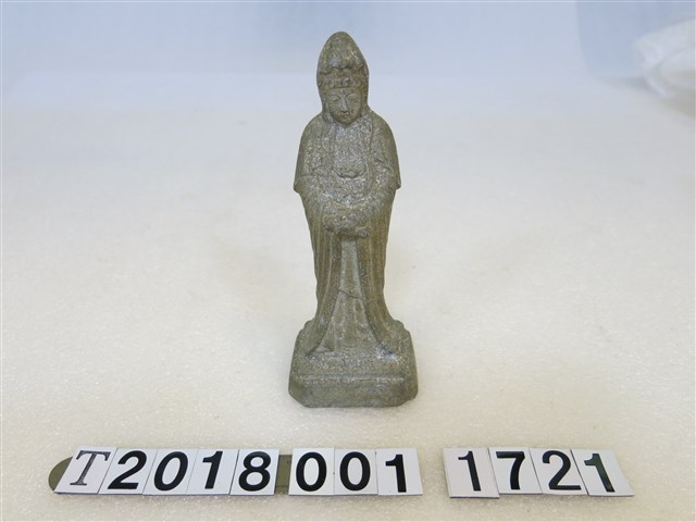 鋁製低頭沉思觀音像 (共1張)