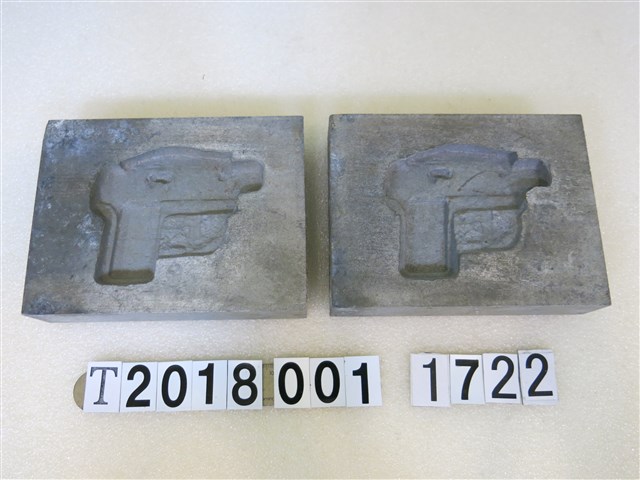 鋁製雞蛋糕槍造型模具組 (共1張)