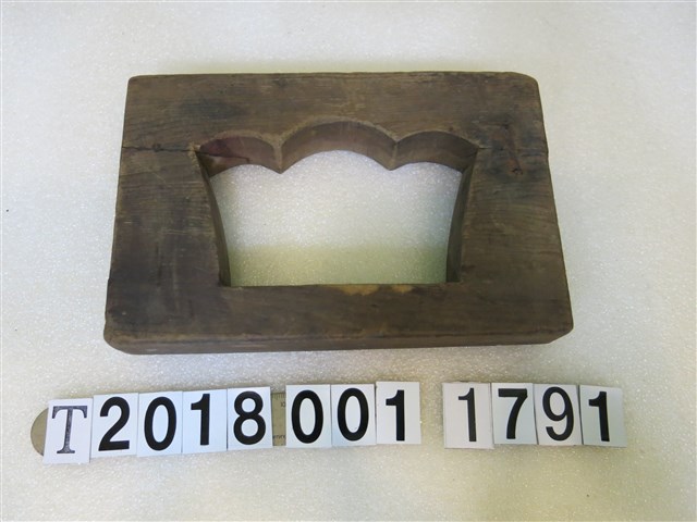 皇冠形糕餅方模具 (共1張)