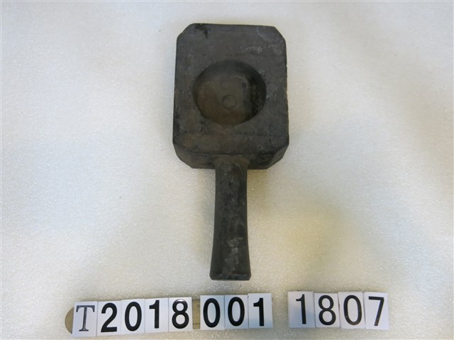 圓型糕餅握柄模具 (共1張)