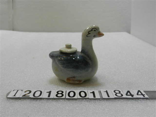 陶瓷天鵝裝飾品 (共1張)