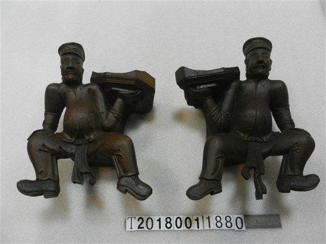 日式憨蕃扛梁 (共1張)