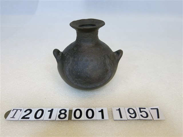 原住民花紋雙耳黑色陶壺 (共1張)