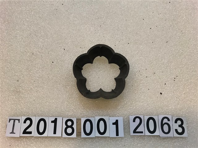 梅花造型糕餅模具 (共1張)