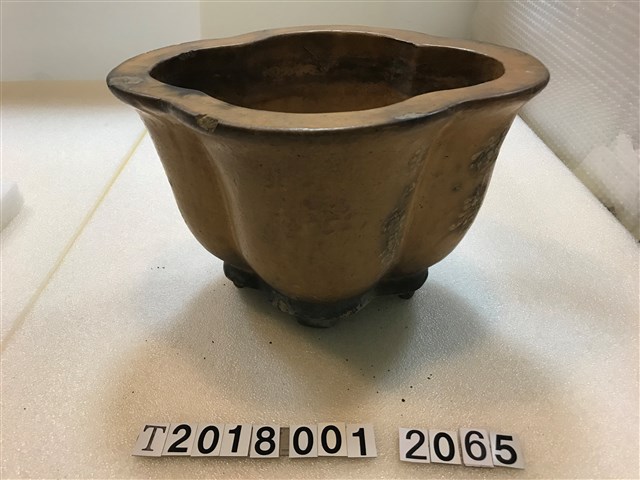 瓜造型花盆 (共2張)