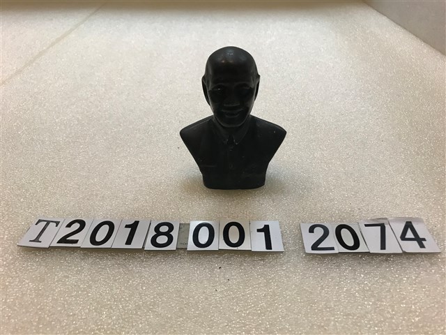 蔣公半身雕像(3) (共1張)