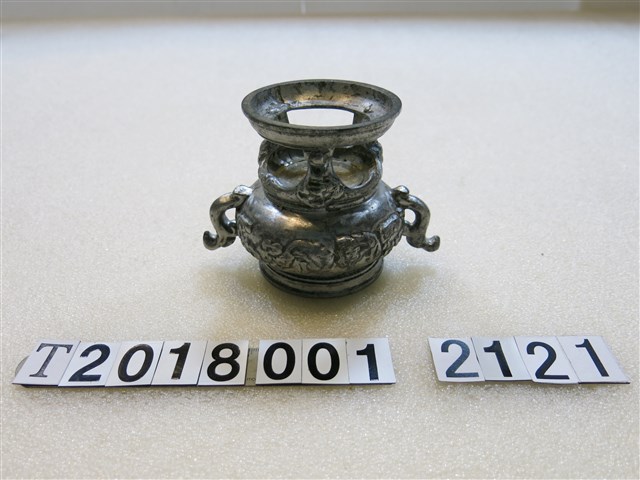 鋁製爐形燭台 (共1張)