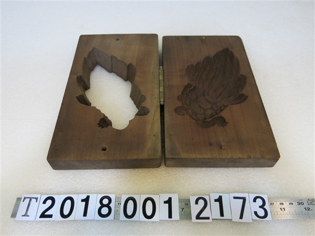 木製「蓬萊軒」糕餅模具 (共2張)
