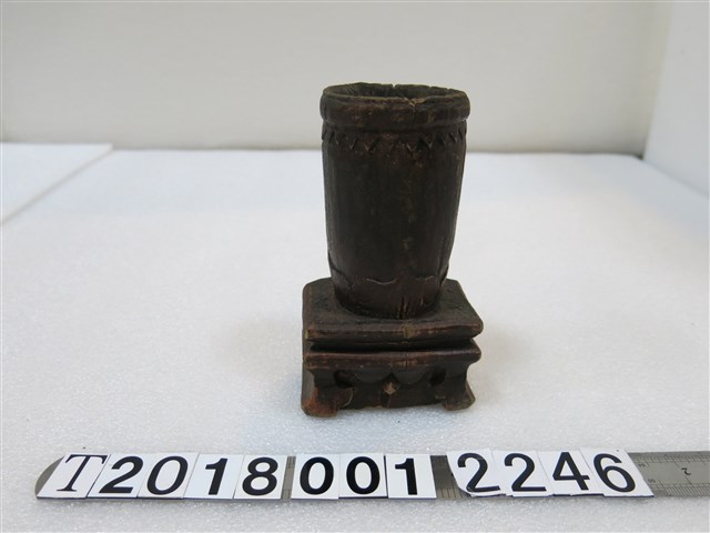 木製平埔族香筒 (共1張)