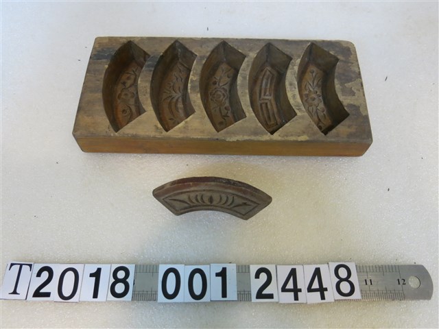 木製扇形圖案糕餅模具 (共1張)