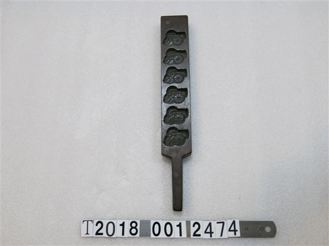 木製六格糕餅模具 (共1張)