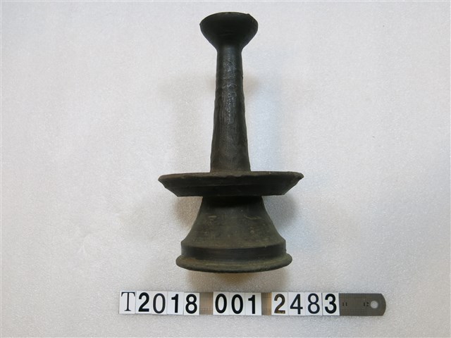 金屬黑燭臺 (共1張)