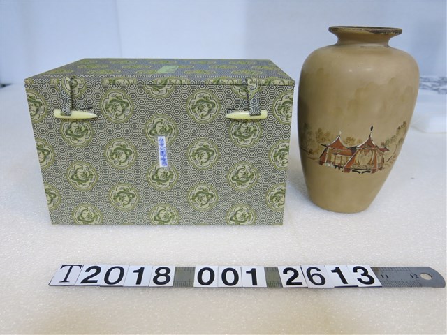 臺中實業協會漆瓶組 (共1張)