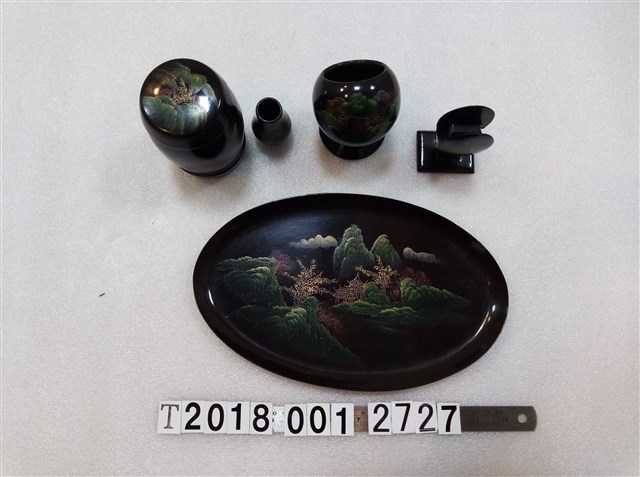 飛馬牌漆器置物組 (共1張)