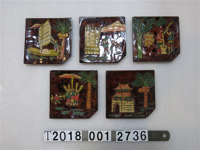 城門耕種杵歌搗麻糬乘船圖樣漆器淺盤組(2) (共1張)