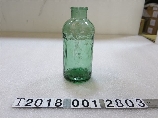 霧峰三山牌戴慶祥綠色藥瓶 (共1張)