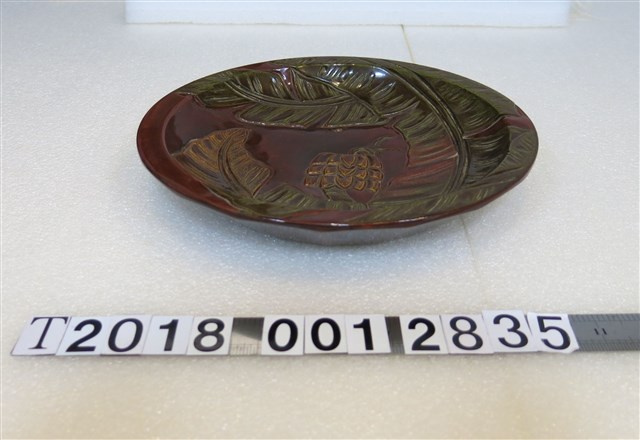 木製香蕉樹漆器圓盤 (共1張)
